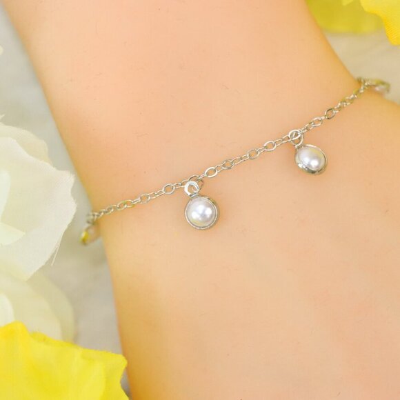 Minimalist Bracelet, Sleek & Modern Design, Women’s Fashion, YC110208-B - Picture 6 of 10